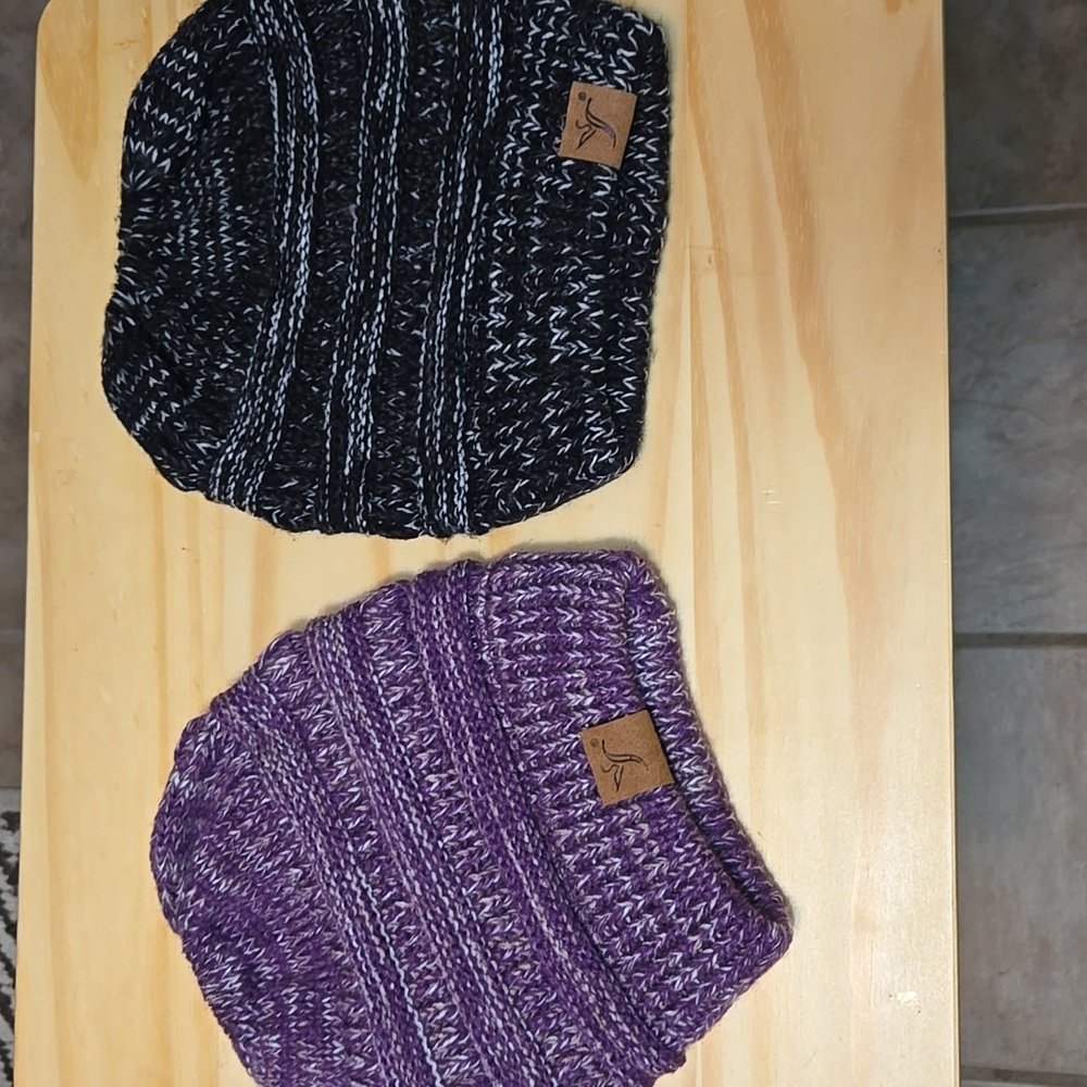 Cozy Ponytail Beanie Set - Purple and Black
